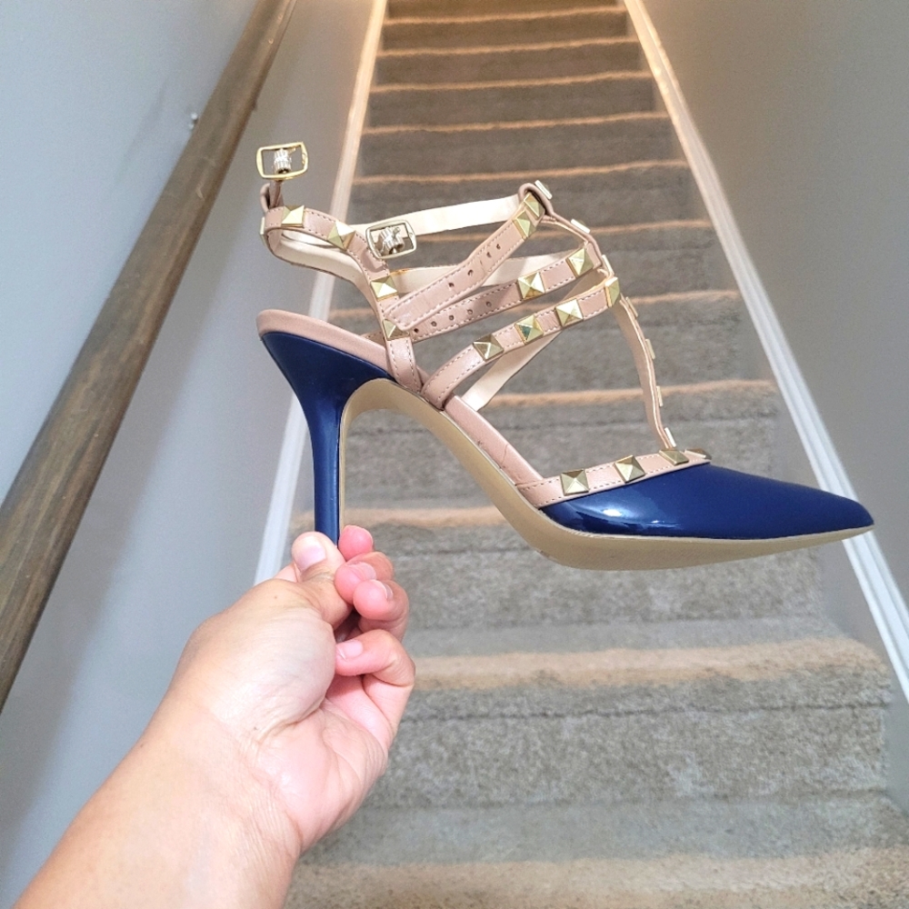 BCBG blue and nude sling back heel